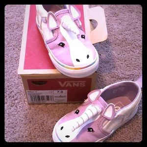 Toddler 7 Unicorn Van